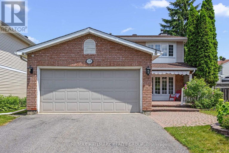 28518231/19-notman-way/hunt-club-park/ottawa/ontario/K1G4P6_1