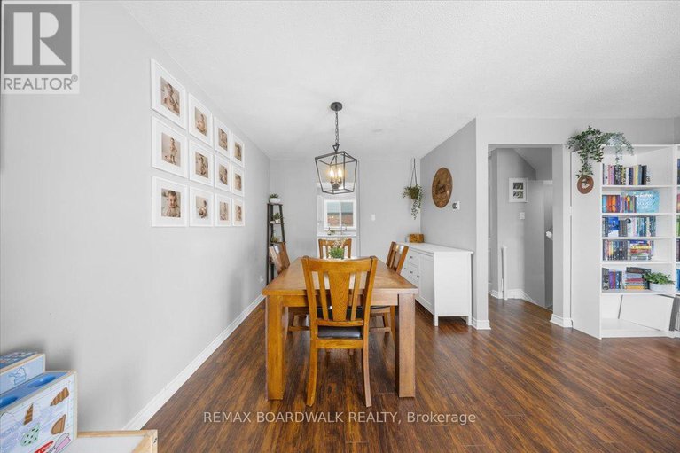 29403868/428-moodie-drive/westcliffe-estates/ottawa/ontario/K2H8A6_17