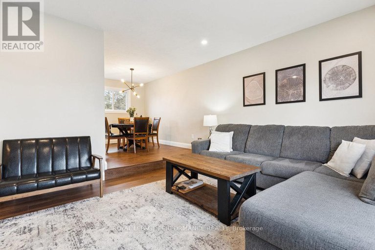 29416128/21-menard-street/embrun/russell/ontario/K0A1W1_10