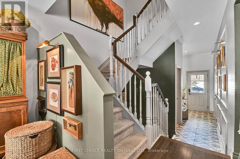 29497255/358-gerry-lalonde-drive/avalon-west/ottawa/ontario/K4A0Y3_18