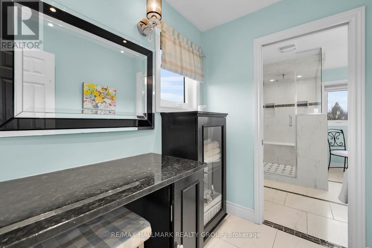 29606718/38-briermoor-crescent/hunt-club-parkgreenboro/ottawa/ontario/K1T3G4_30