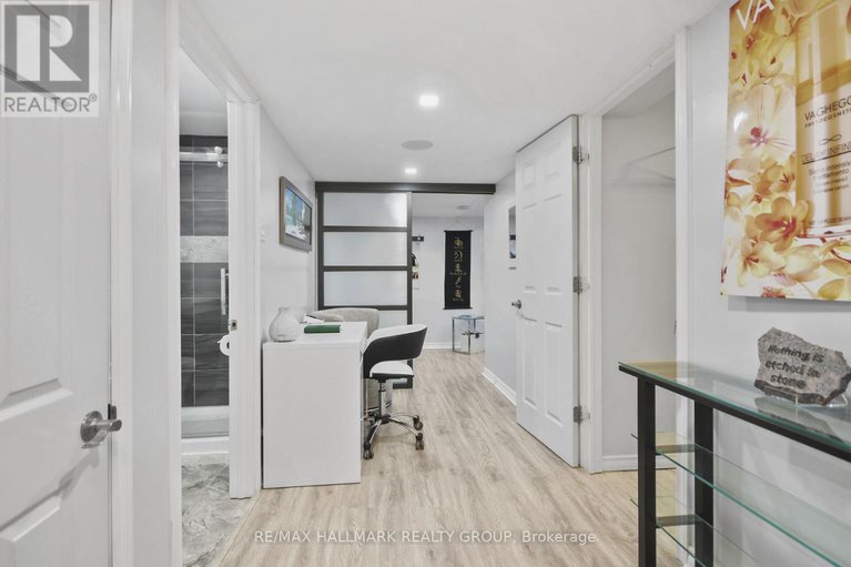 29216431/52-peacock-crescent/cedargrovefraserdale/ottawa/ontario/K2J3P7_29