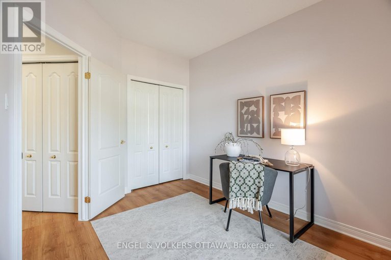 28732672/60-sable-run-drive/stittsville-central/ottawa/ontario/K2S1W7_8