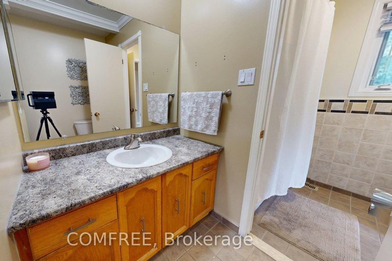 28675414/204-grace-avenue/village-of-russell/russell/ontario/K4R1B4_8