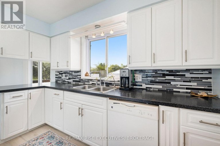 29461204/187-jodi-lane/drummondnorth-elmsley-north-elmsley-twp/drummondnorth-elmsley/ontario/K7H3C7_11