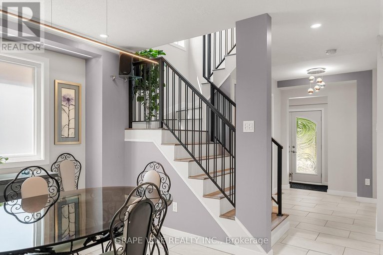 28498245/32-acklam-terrace/morgans-grantsouth-march/ottawa/ontario/K2K2H5_16