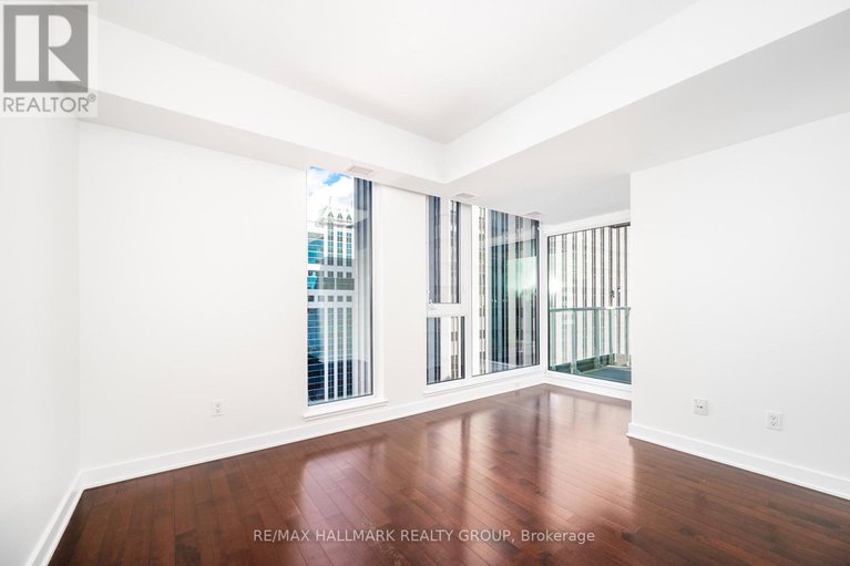 28910921/1904-179-metcalfe-street/ottawa-centre/ottawa/ontario/K2P1P7_24