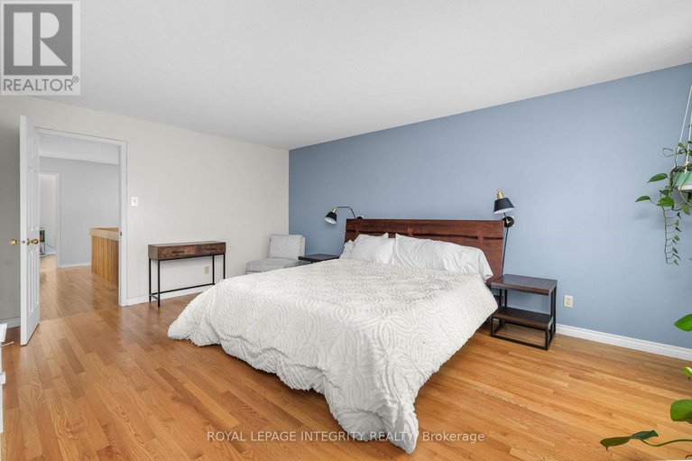 29474748/4-hackett-street/hunt-club-woods/ottawa/ontario/K1V0P8_27