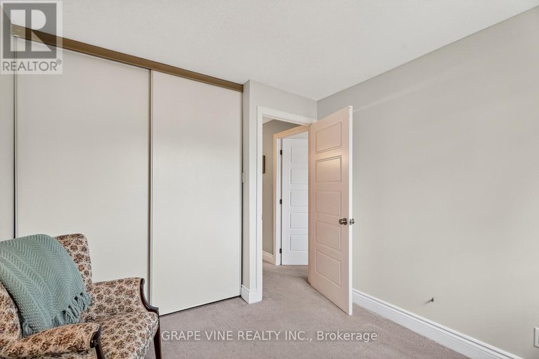 28930344/61-34-sherway-drive/pheasant-run/ottawa/ontario/K2J1N3_30