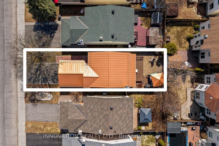 29591600/2056-wildflower-drive/queenswood-heights-south/ottawa/ontario/K1E3R3_42