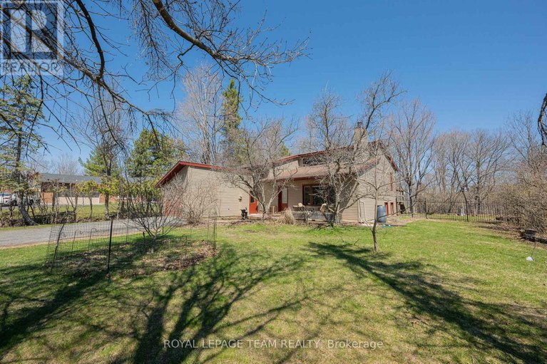 29687996/2870-old-maple-lane/dunrobin-shores/ottawa/ontario/K0A1T0_5