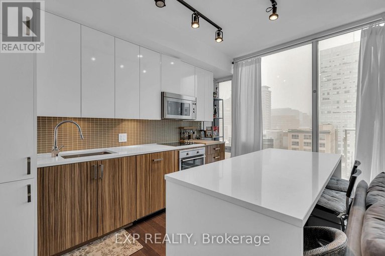 28563522/812-300-lisgar-street/ottawa-centre/ottawa/ontario/K2P0E2_9