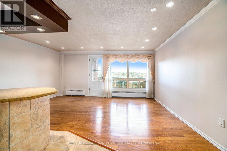 28475189/707-915-elmsmere-road/beacon-hill-south/ottawa/ontario/K1J8H8_9