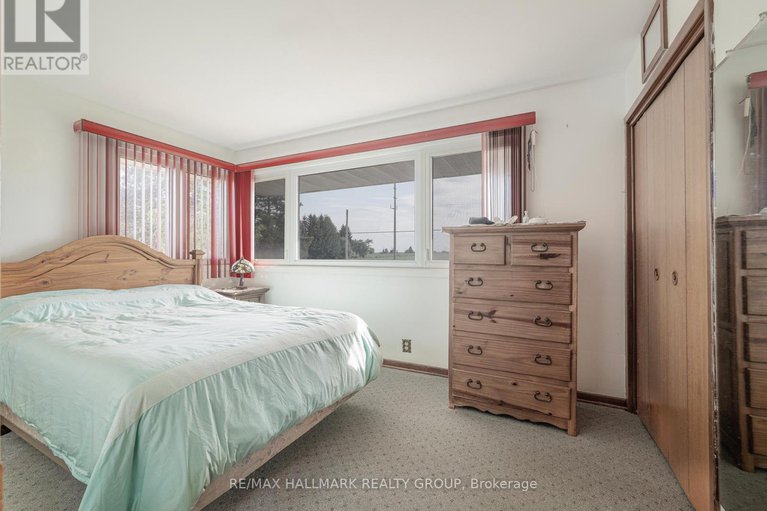 28615407/6050-old-richmond-road/south-of-fallowfield-road/ottawa/ontario/K0A2Z0_19