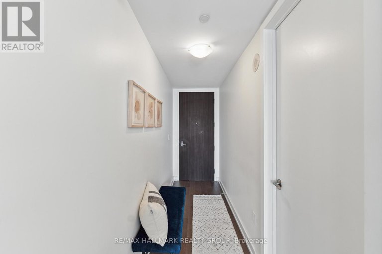 27935361/1602-111-champagne-avenue/west-centre-town/ottawa/ontario/K1S5V3_2