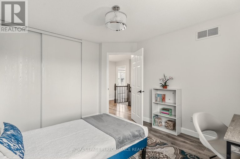 29615076/1820-mccallum-drive/fallingbrookgardenway-south/ottawa/ontario/K4A3T7_33