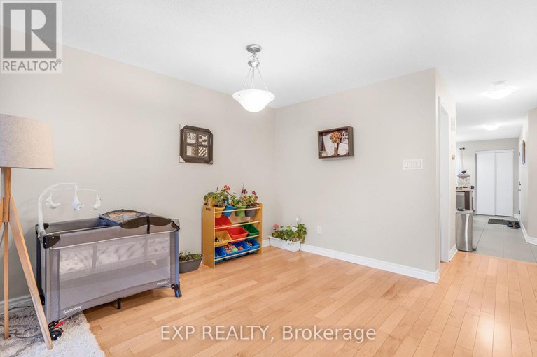28164040/18-176-den-haag-drive/carson-meadows/ottawa/ontario/K1K2V7_13