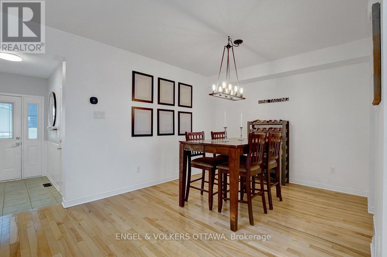 29355426/308-tabaret-street/emerald-meadowstrailwest/ottawa/ontario/K2M0B8_5