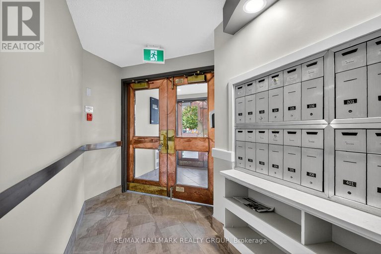 28980625/202-317-metcalfe-street/ottawa-centre/ottawa/ontario/K2P1S3_3