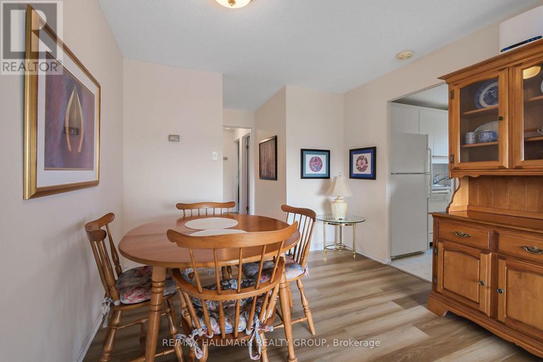 28749061/602-1081-ambleside-drive/woodroffe/ottawa/ontario/K2B8C8_6