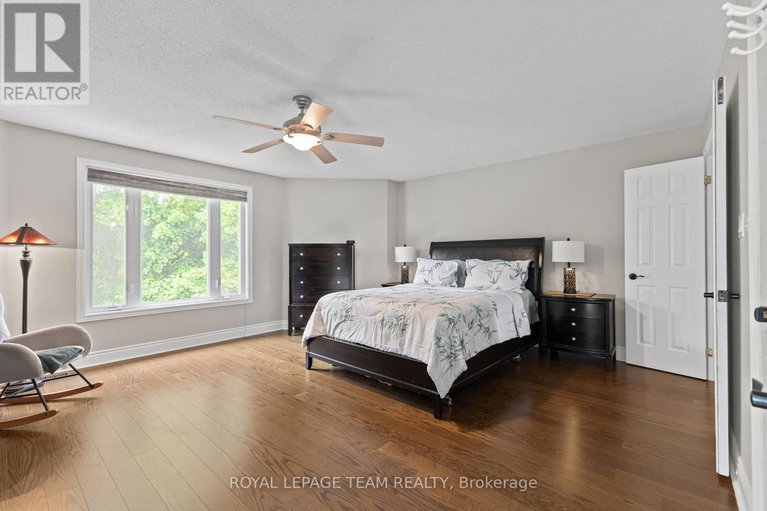 28401650/81-chickasaw-crescent/bridlewood/ottawa/ontario/K2M1M8_21