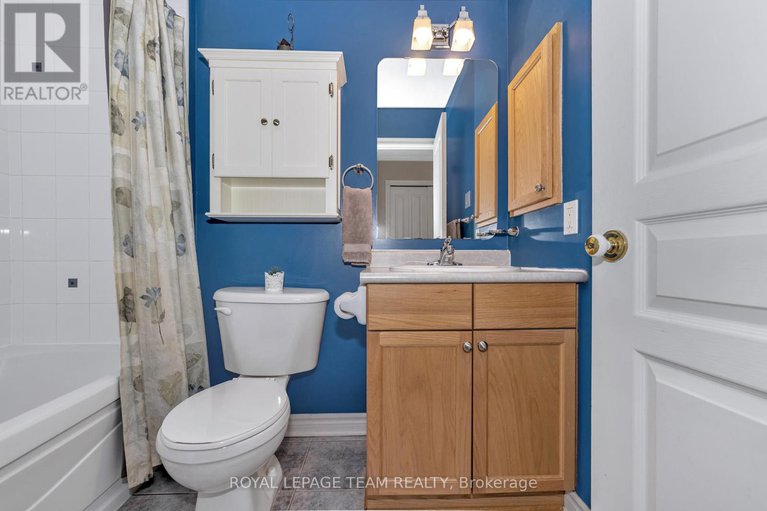 28207035/5-drysdale-street/beaverbrook/ottawa/ontario/K2K3L3_28