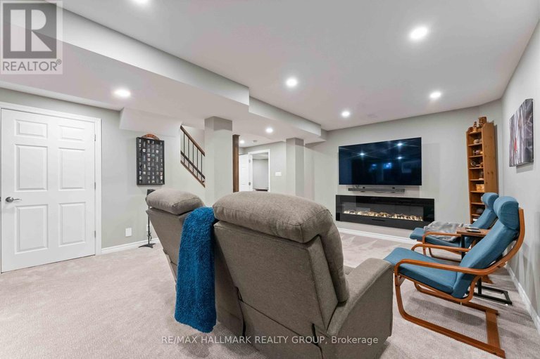 28962536/91-borealis-crescent/carson-meadows/ottawa/ontario/K1K4T6_25