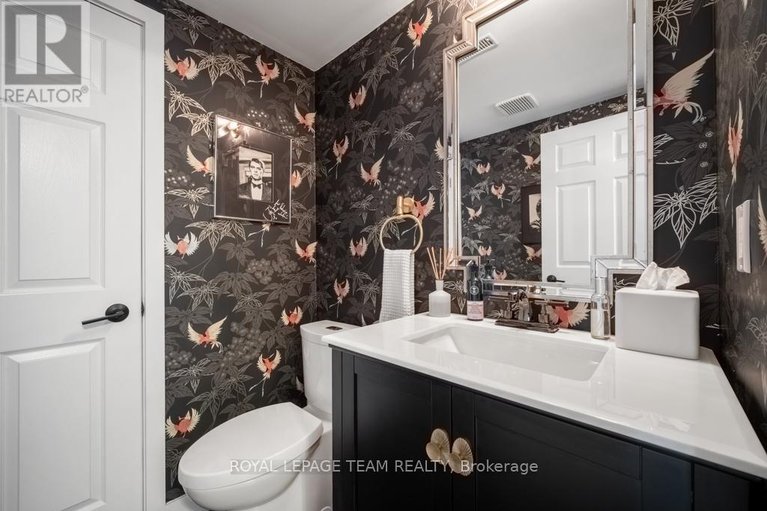 29676551/103-dunbarton-court/cardinal-glen/ottawa/ontario/K1K4L5_15