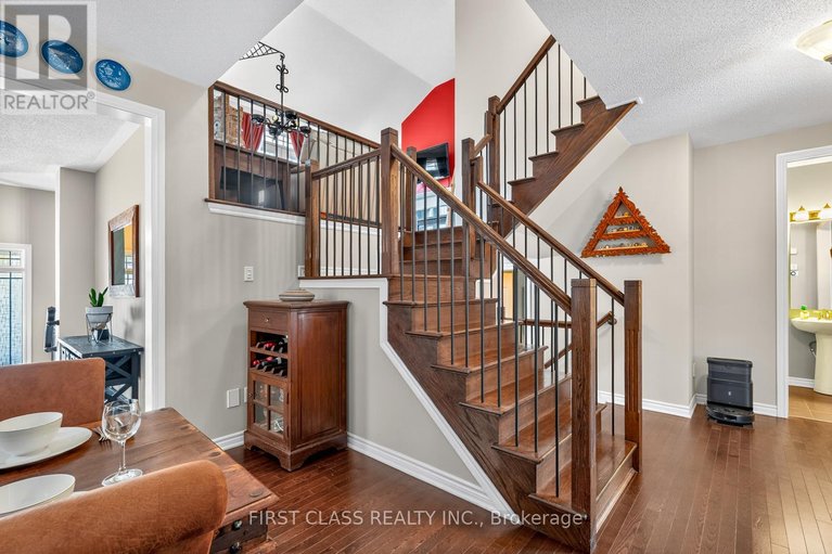 29467468/308-autumnfield-street/emerald-meadowstrailwest/ottawa/ontario/K2M0J4_12