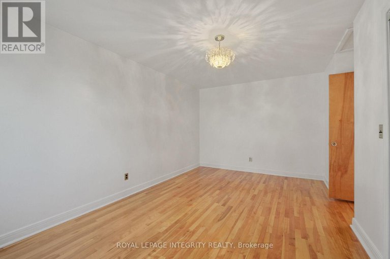28863482/81-drouin-avenue/overbrook/ottawa/ontario/K1K2A6_26