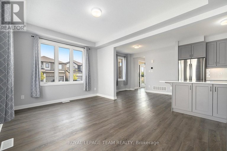 29589396/165-yearling-circle/richmond/ottawa/ontario/K0A2Z0_8