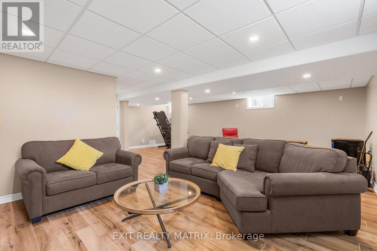 28808575/16-la-citadelle-street/embrun/russell/ontario/K0A1W0_28