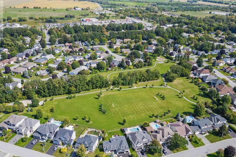 29606019/26-moore-street/richmond/ottawa/ontario/K0A2Z0_45