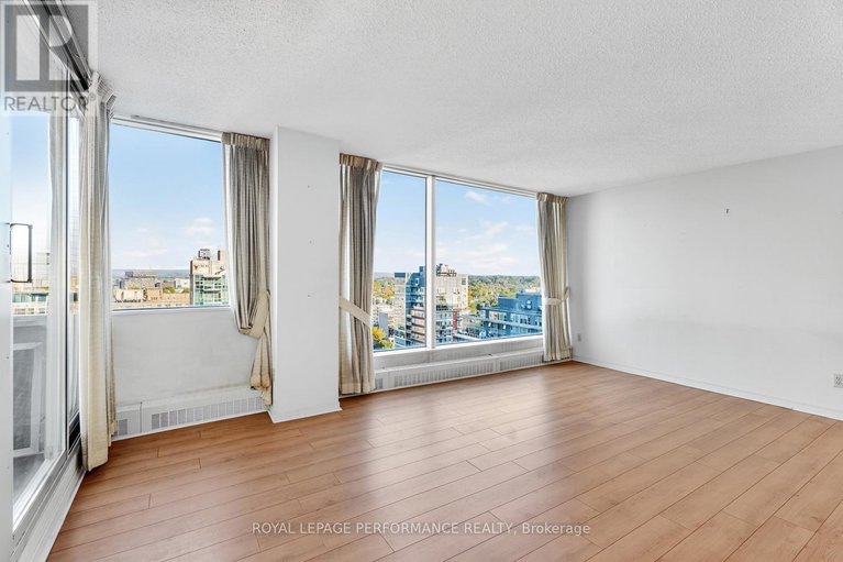 29102804/1603-160-george-street/lower-townbyward-market/ottawa/ontario/K1N9M2_17