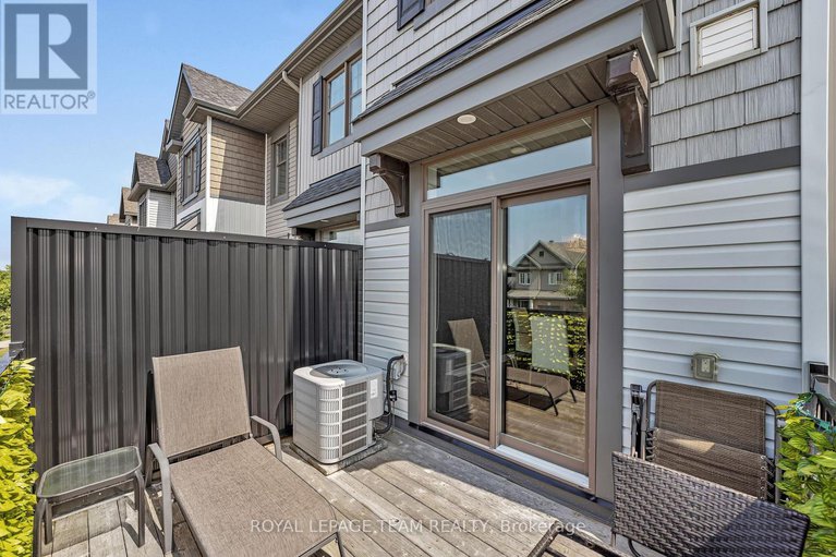 28666129/887-kilbirnie-drive/half-moon-bay/ottawa/ontario/K2J6G6_24