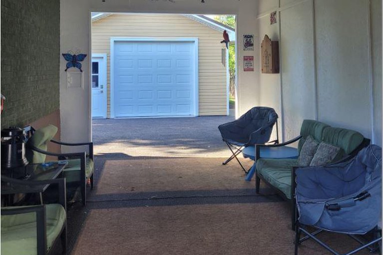 29204242/2515-gravelle-crescent/blackburn-hamlet/ottawa/ontario/K1B3A4_32