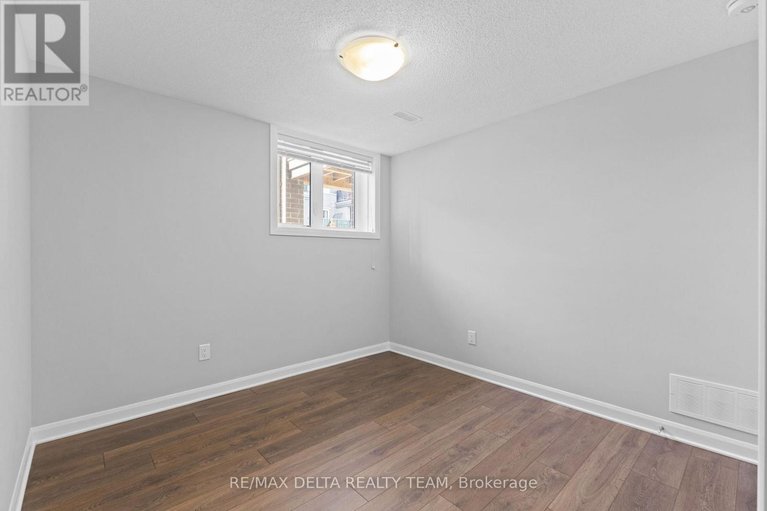 29442240/a-706-amberwing-private/avalon-west/ottawa/ontario/K4A5H5_40