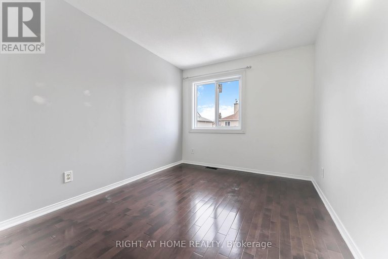 29142907/70-halley-street/heritage-park/ottawa/ontario/K2J3R3_20