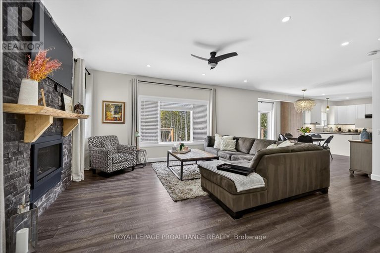 29517760/7468-county-rd-21-road/augusta-twp/augusta/ontario/K0E1X0_7