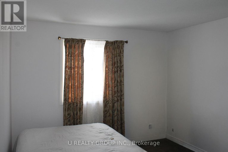 29408862/365-lefebvre-way/bilberry-creekqueenswood-heights/ottawa/ontario/K1E2W5_14