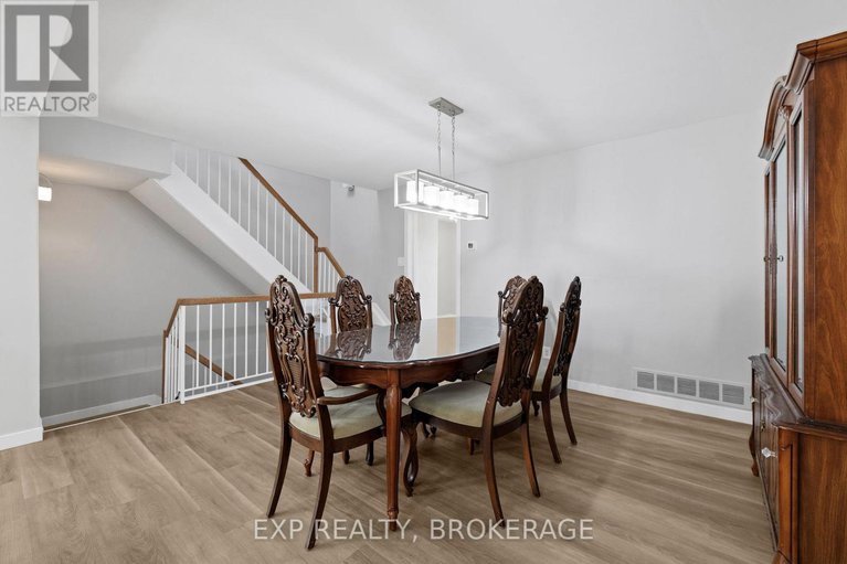 28891209/21-durbin-court/katimavik/ottawa/ontario/K2L3T7_12