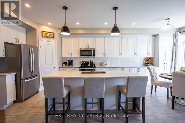 29047682/573-strasbourg-street/embrun/russell/ontario/K0A1W0_9