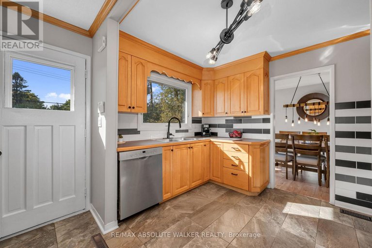 29001391/5298-hillcrest-drive/manotick-long-island-nicholls-island/ottawa/ontario/K4M1E6_14