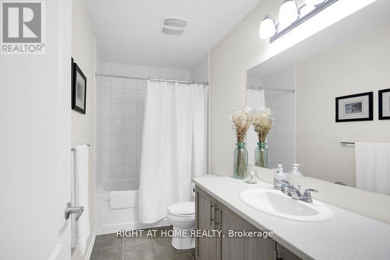 28995179/507-radiant-private/emerald-meadowstrailwest/ottawa/ontario/K2M0M9_33