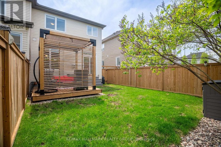 28317889/297-mojave-crescent/stittsville-north/ottawa/ontario/K2S0H7_39