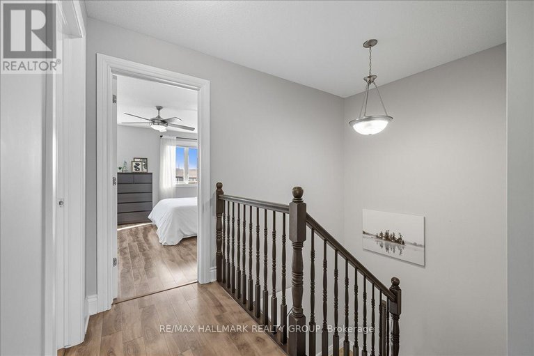 28911459/2354-marble-crescent/town-of-rockland/clarence-rockland/ontario/K4K0H1_16