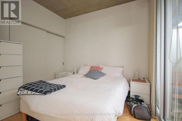 28841818/827-349-mcleod-street/ottawa-centre/ottawa/ontario/K2P0S1_13