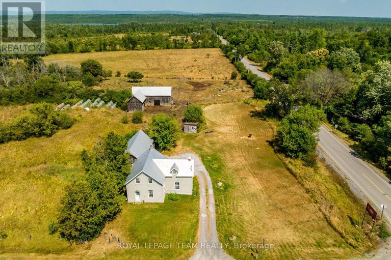 28723611/2106-dunrobin-road/kanata-north-east/ottawa/ontario/K0A1T0_2