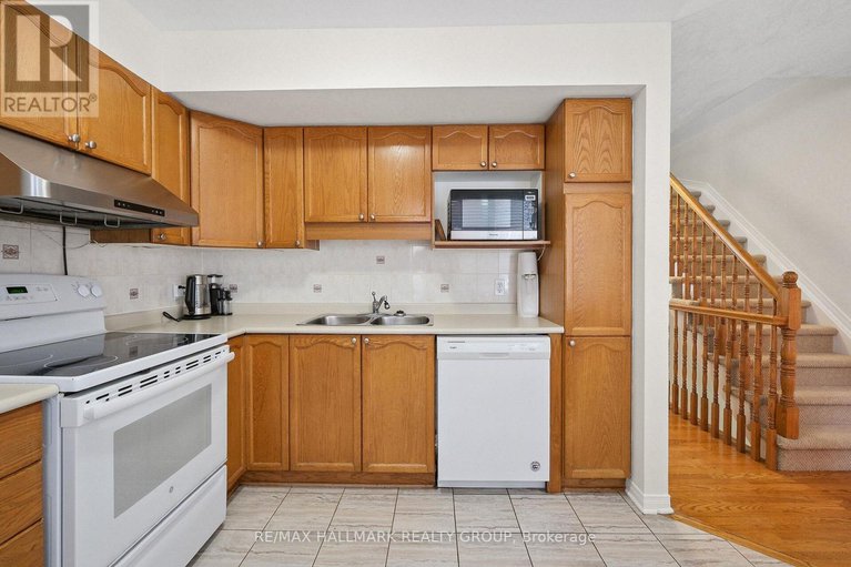 28650833/9-radstock-private/ottawa-centre/ottawa/ontario/K1R5J8_16