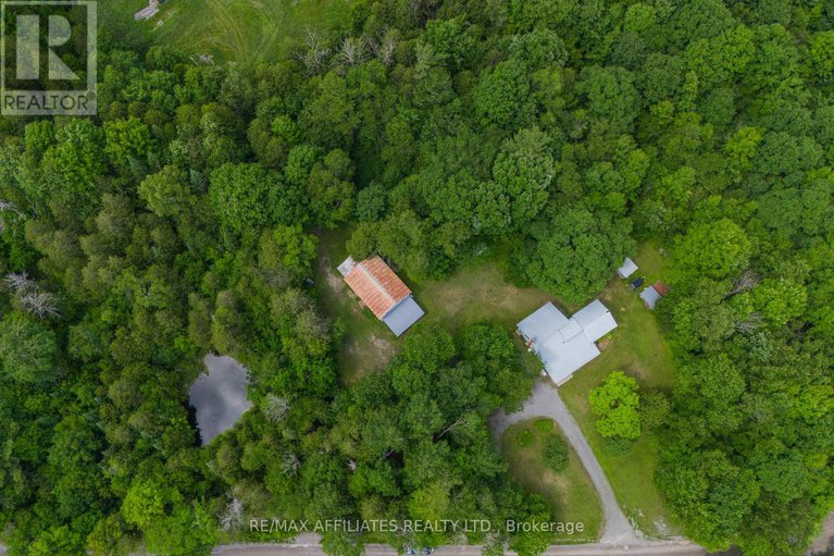28517166/1655-old-perth-road/mississippi-mills-ramsay-twp/mississippi-mills/ontario/K0A1A0_43